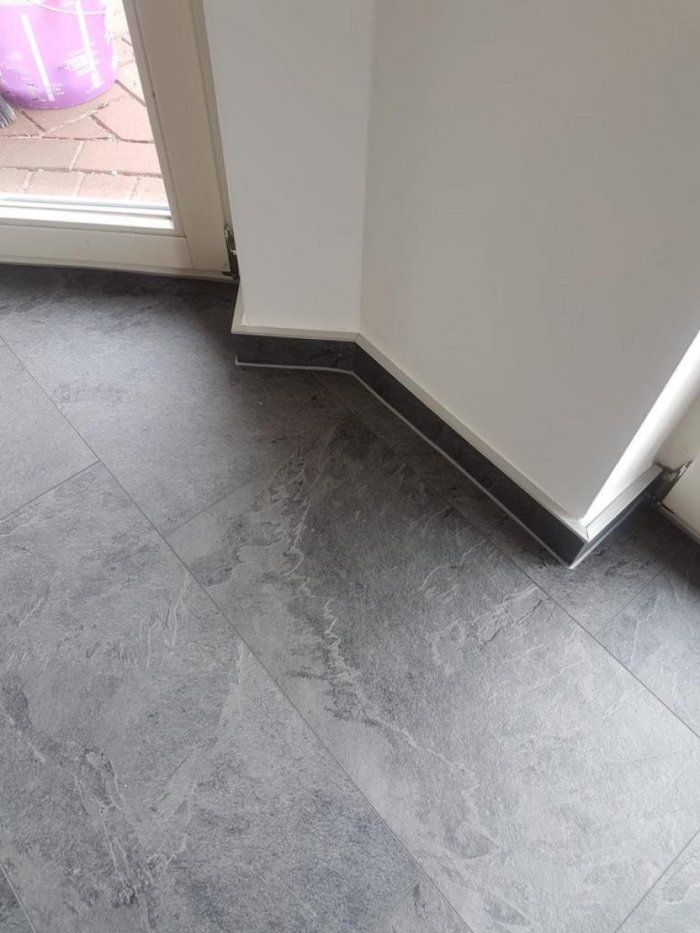 Pergo Vinyl in Fliesenoptik